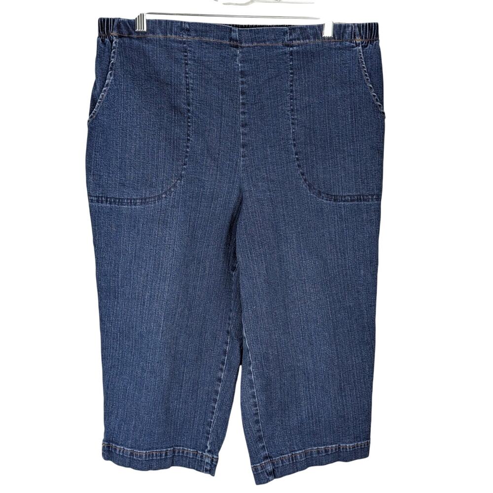 White Stag Woman Plus 1X 16W Stretch Denim Capris Pull On Comfort Waist Blu